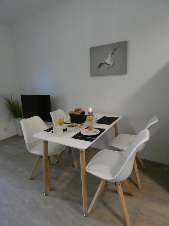 Gartenwohnung Juliana Gstadt Laeufers Chiemsee Holiday Home Гщад ам Киемзее Екстериор снимка
