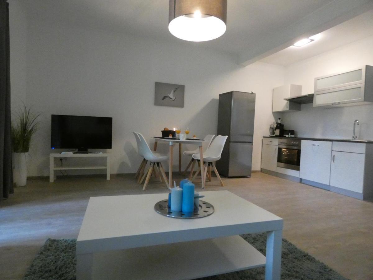 Gartenwohnung Juliana Gstadt Laeufers Chiemsee Holiday Home Гщад ам Киемзее Екстериор снимка