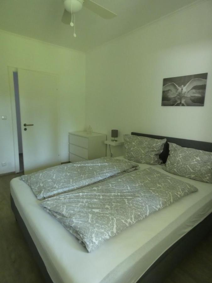 Gartenwohnung Juliana Gstadt Laeufers Chiemsee Holiday Home Гщад ам Киемзее Екстериор снимка